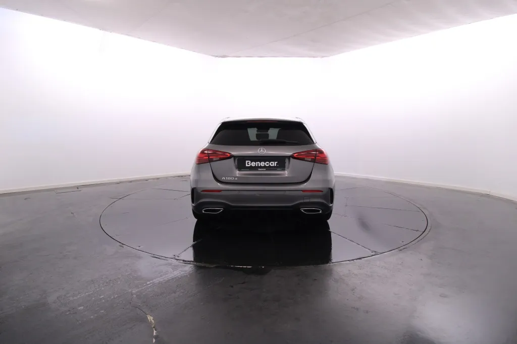 Mercedes-Benz Classe A - 180