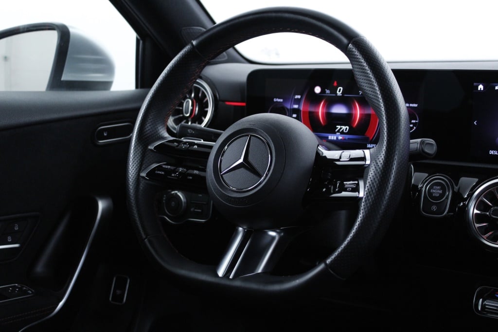 Mercedes-Benz Classe A - 200