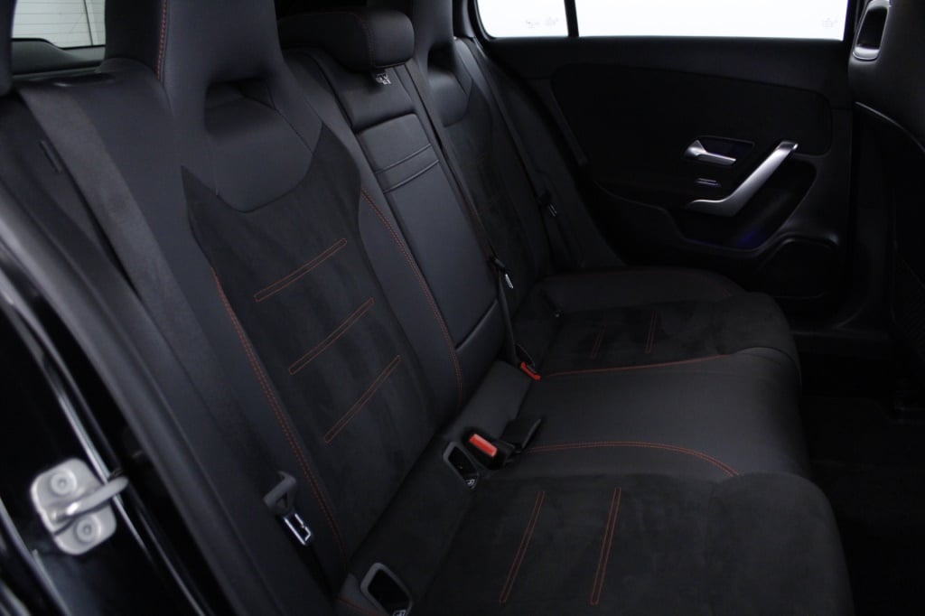 Mercedes-Benz Classe A - 180