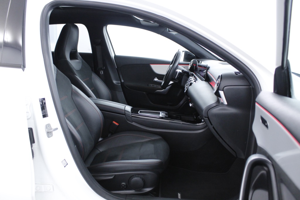 Mercedes-Benz Classe A - 180