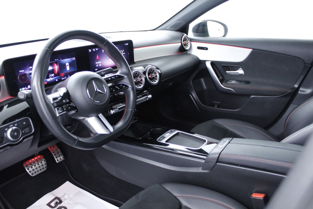 Mercedes-Benz Classe A - 180