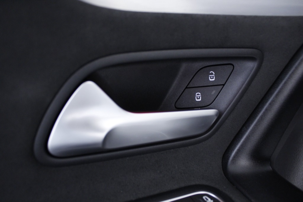 Mercedes-Benz Classe A - 180