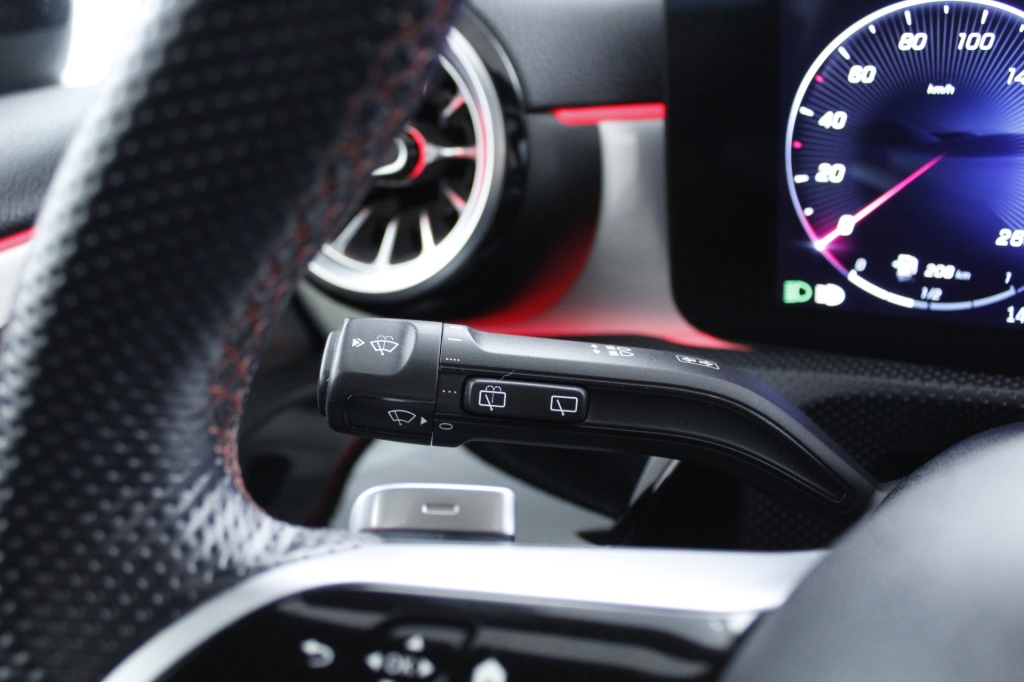 Mercedes-Benz Classe A - 180