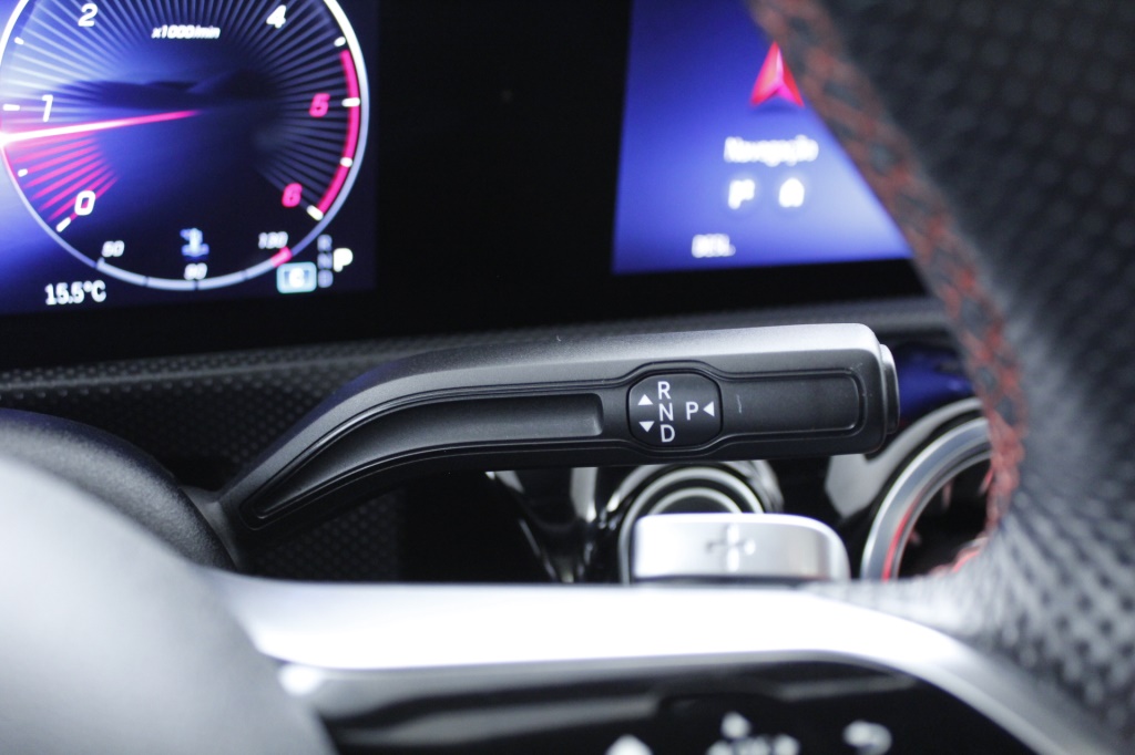 Mercedes-Benz Classe A - 180