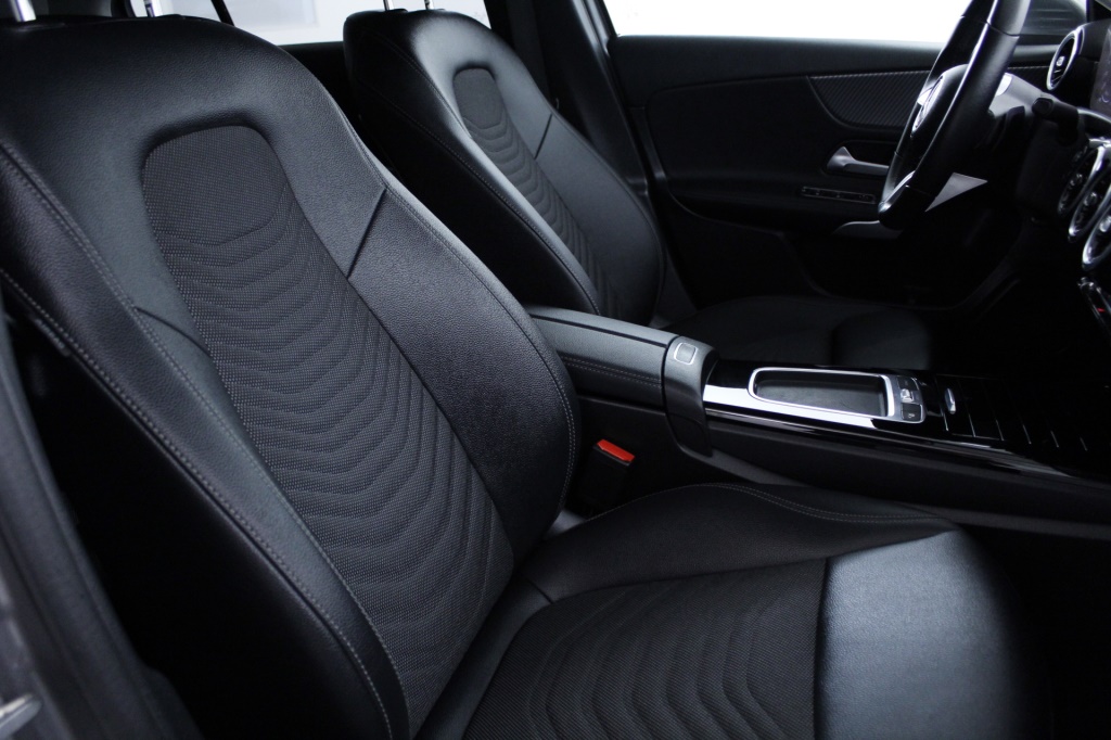 Mercedes-Benz Classe A - 200