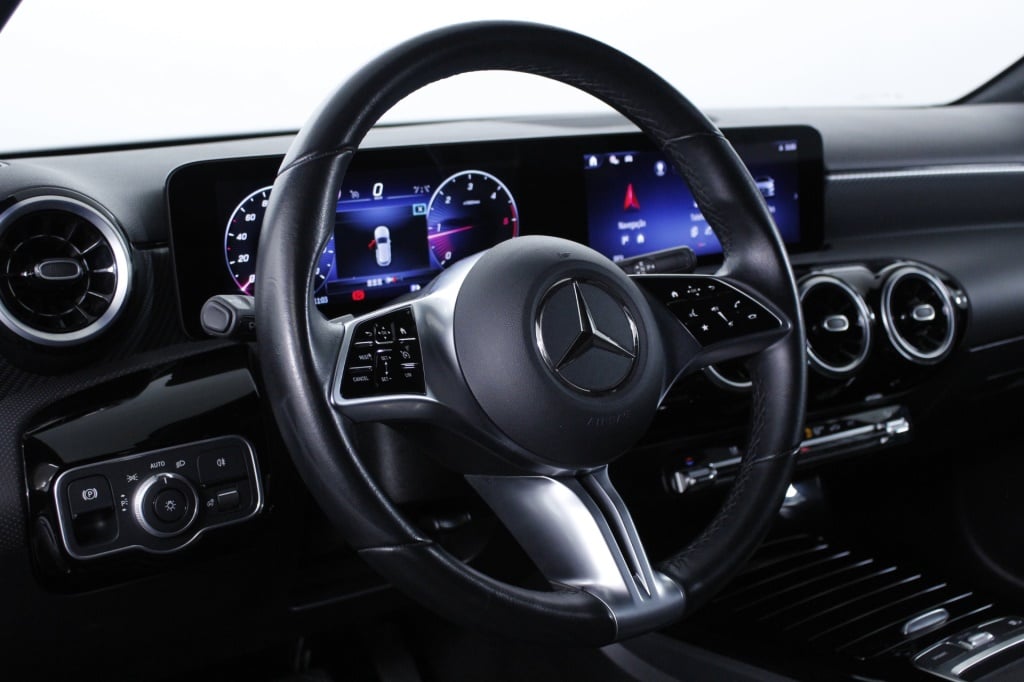 Mercedes-Benz Classe A - 180