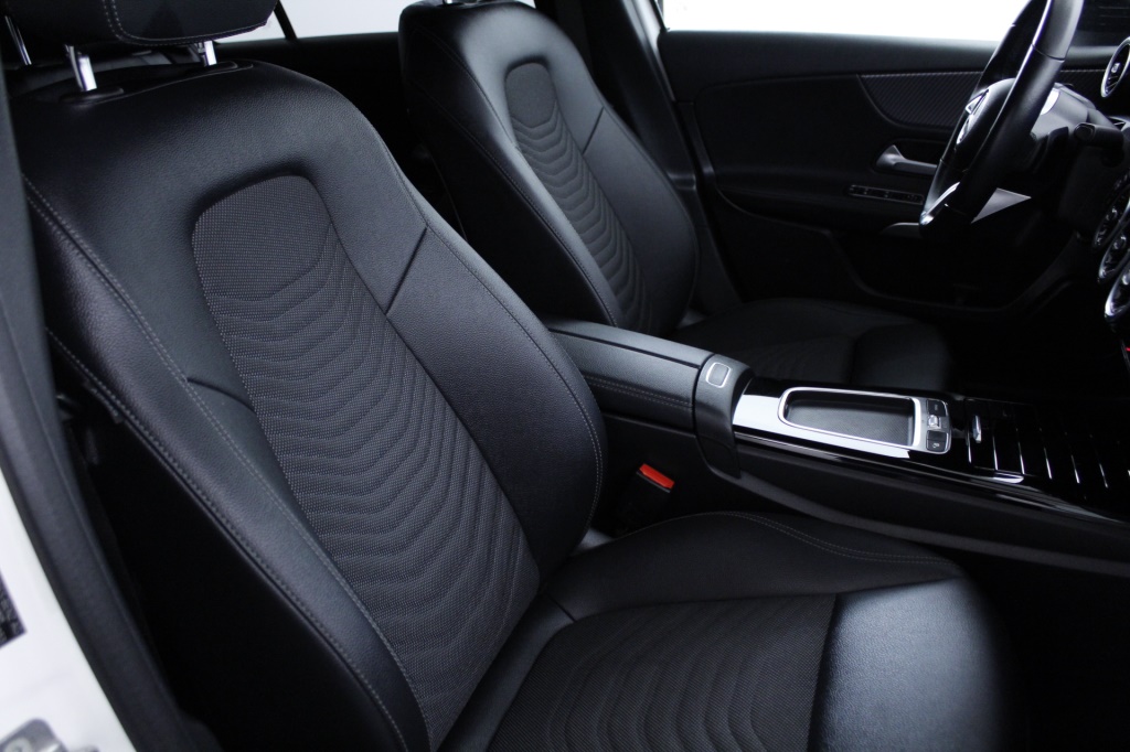 Mercedes-Benz Classe A - 180