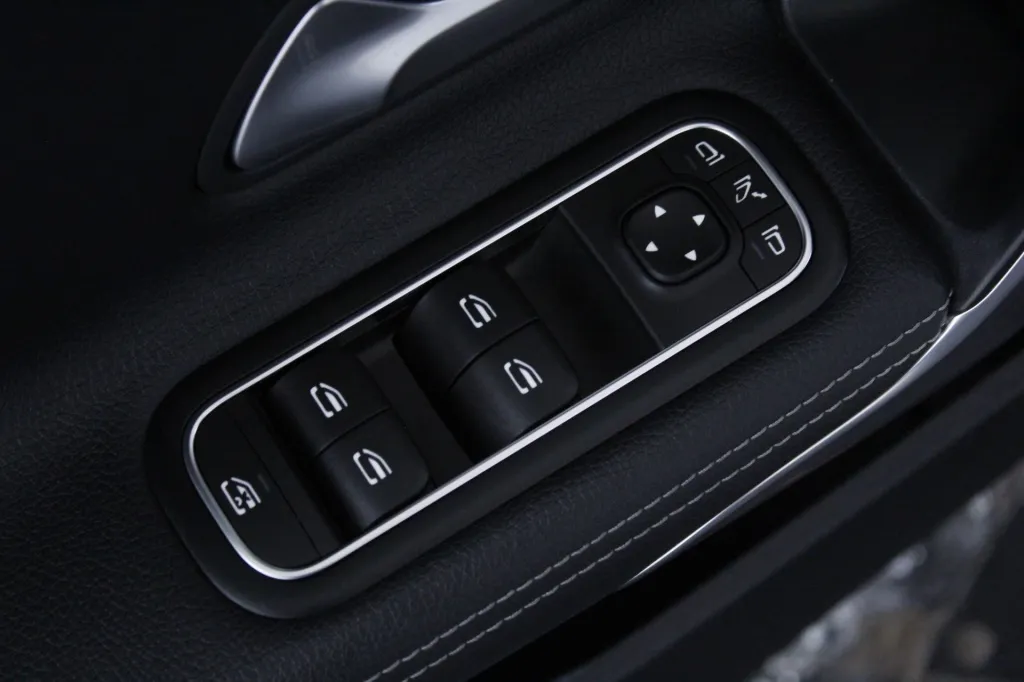 Mercedes-Benz Classe A - 180