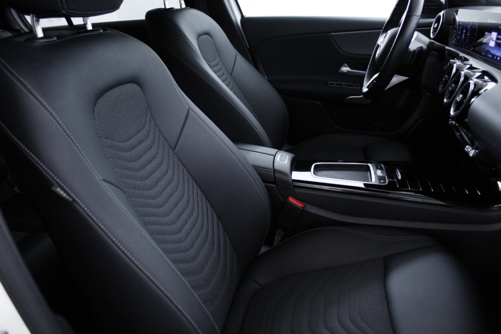 Mercedes-Benz Classe A - 180