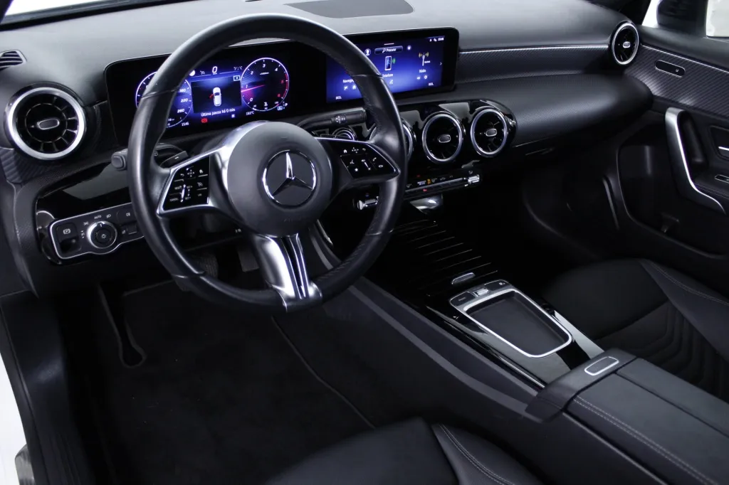 Mercedes-Benz Classe A - 180