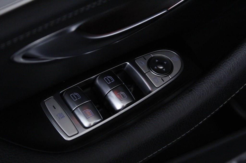 Mercedes-Benz Classe E - 300