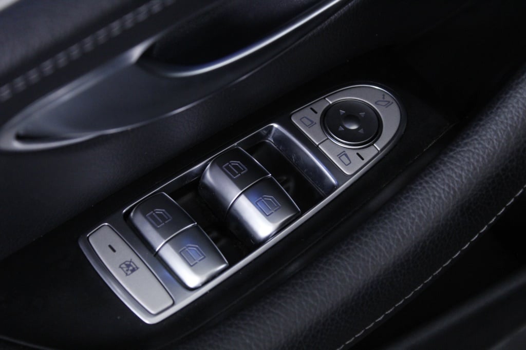 Mercedes-Benz Classe E - 300