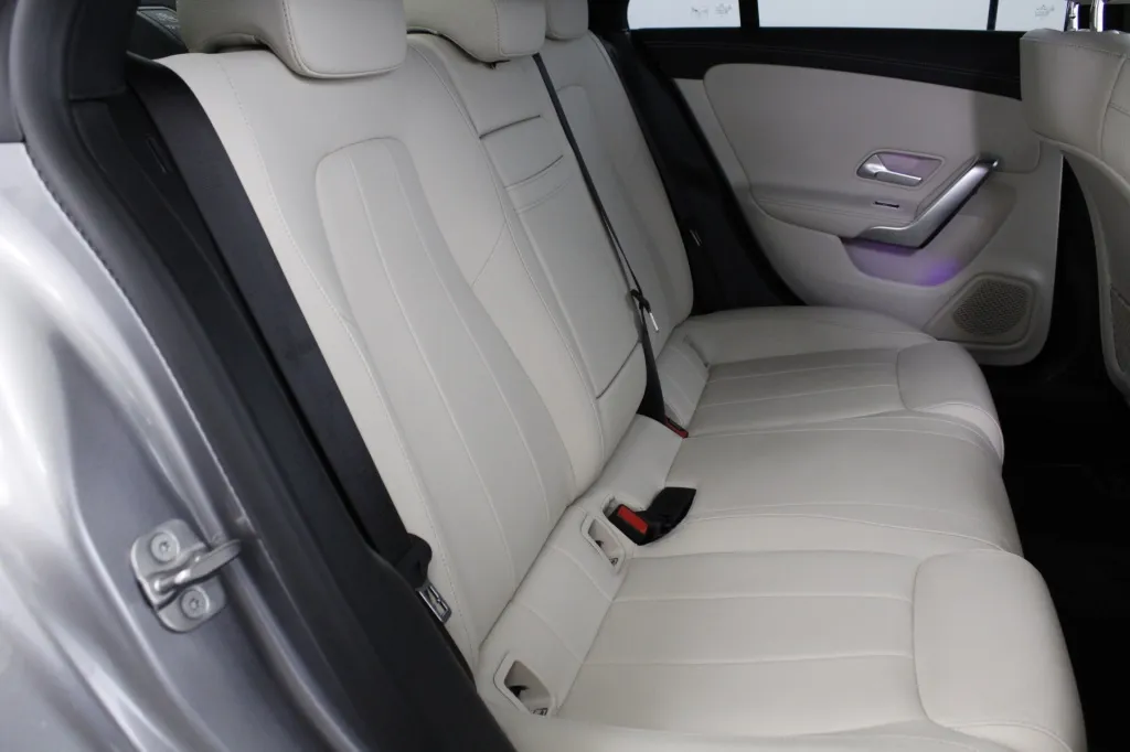 Mercedes-Benz Classe CLA - 180