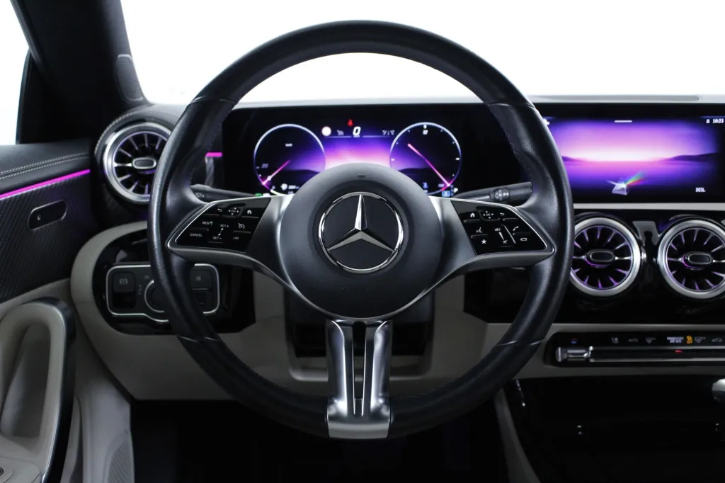 Mercedes-Benz Classe CLA - 180