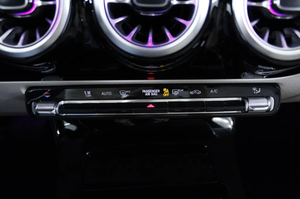 Mercedes-Benz Classe CLA - 180