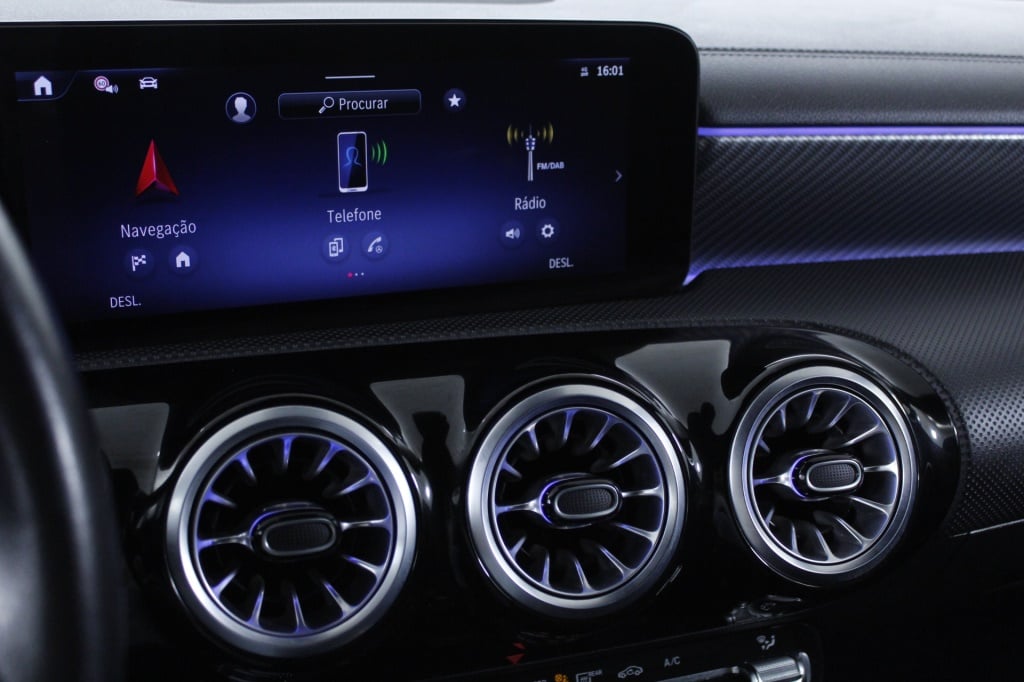 Mercedes-Benz Classe CLA - 180