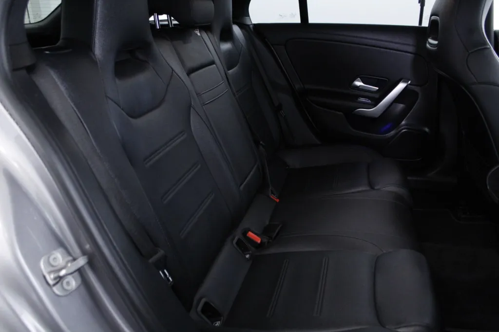 Mercedes-Benz Classe CLA - 180