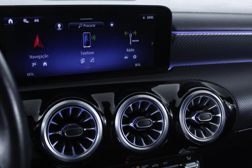 Mercedes-Benz Classe CLA - 180