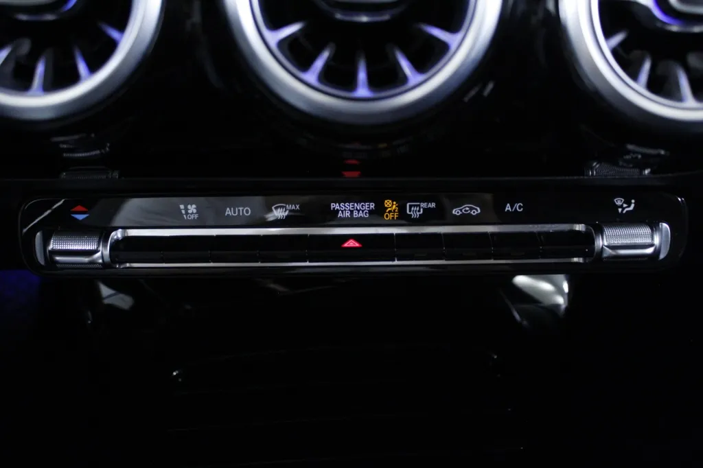 Mercedes-Benz Classe CLA - 180