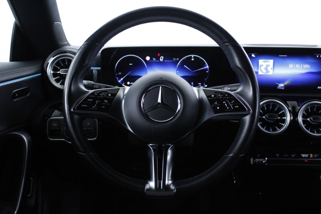 Mercedes-Benz Classe CLA - 180