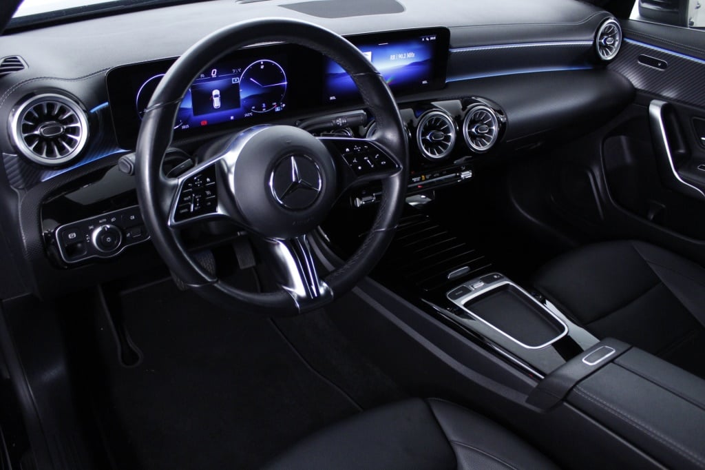 Mercedes-Benz Classe CLA - 180