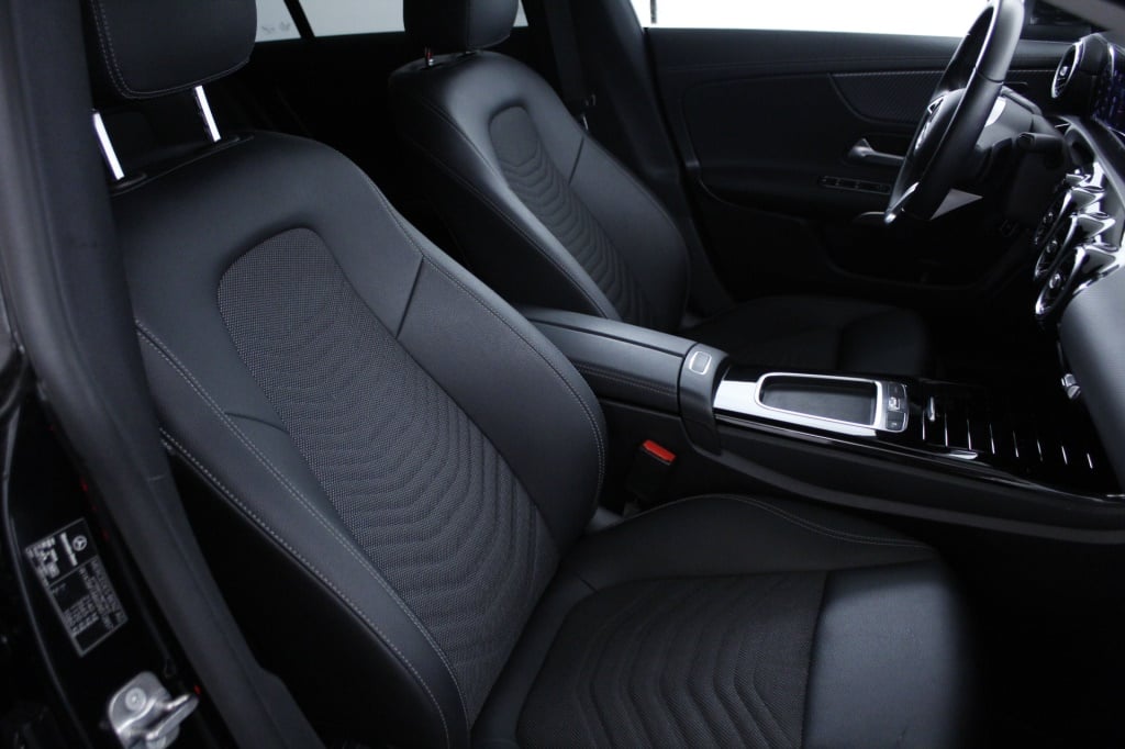 Mercedes-Benz Classe CLA - 180