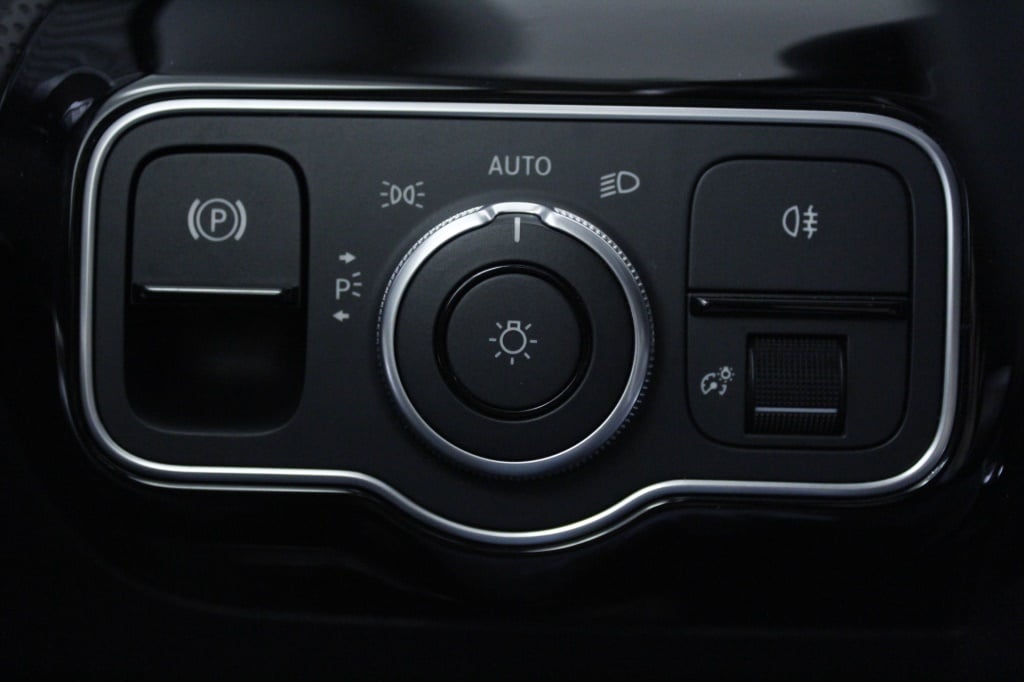 Mercedes-Benz Classe CLA - 180