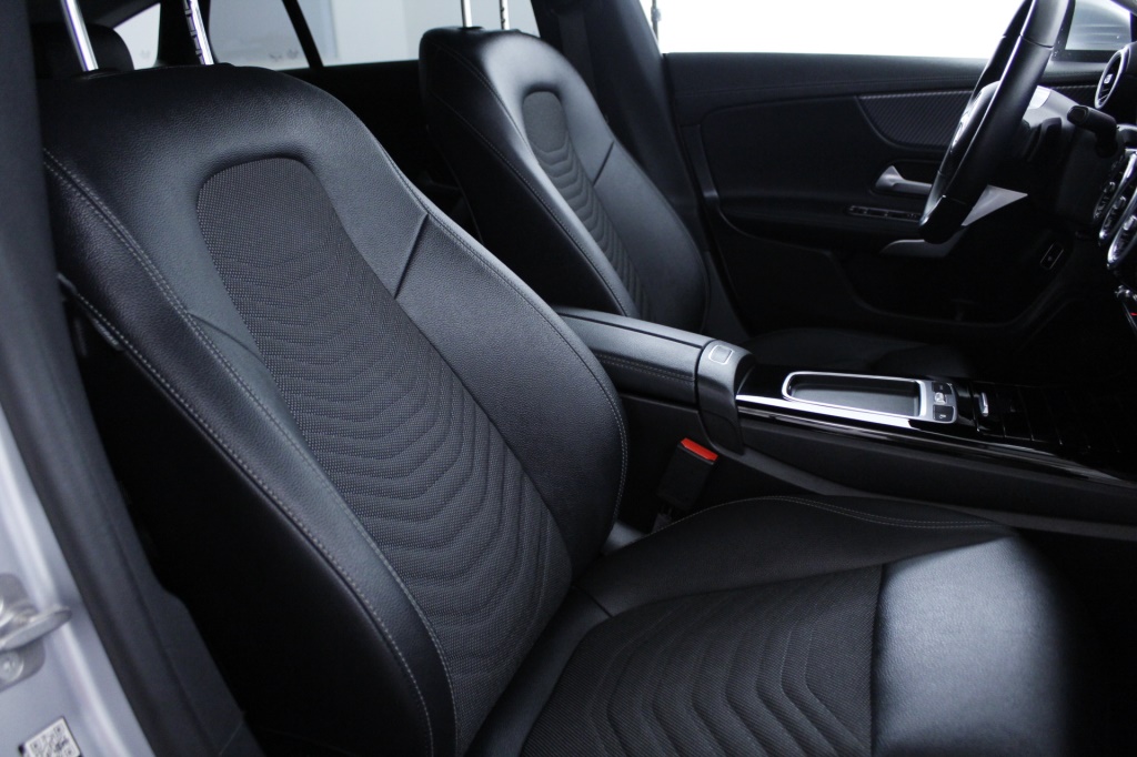 Mercedes-Benz Classe CLA - 180