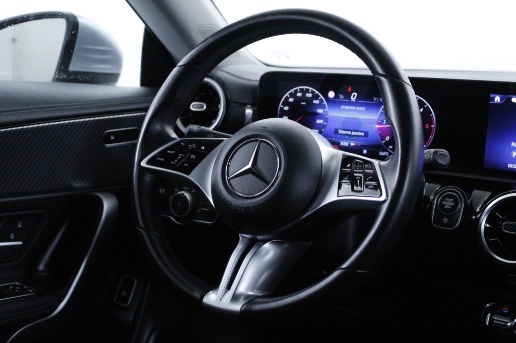 Mercedes-Benz Classe CLA - 180
