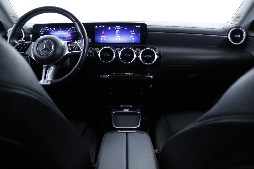 Mercedes-Benz Classe CLA - 180