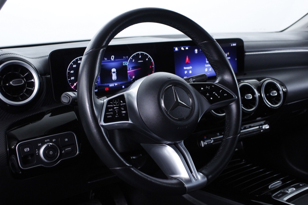 Mercedes-Benz Classe CLA - 180