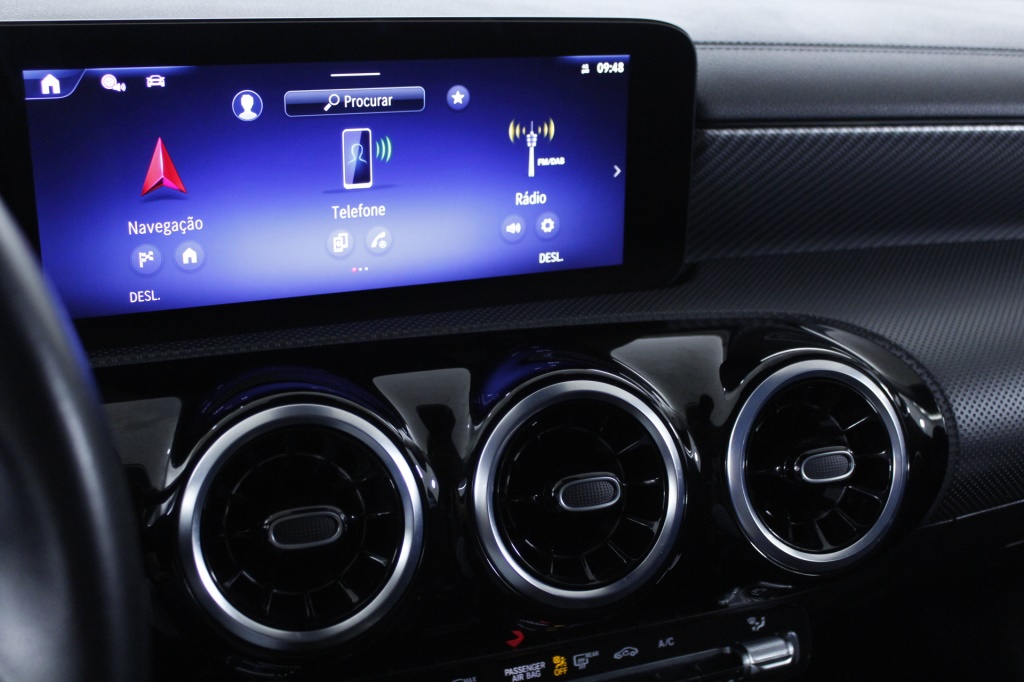 Mercedes-Benz Classe CLA - 180