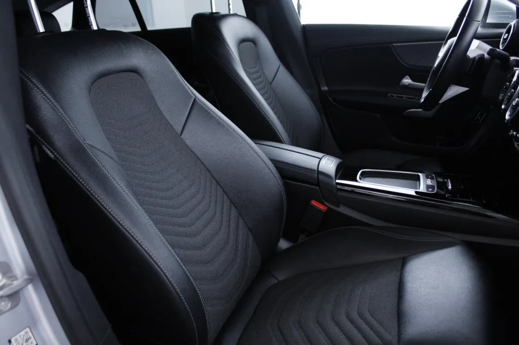 Mercedes-Benz Classe CLA - 180