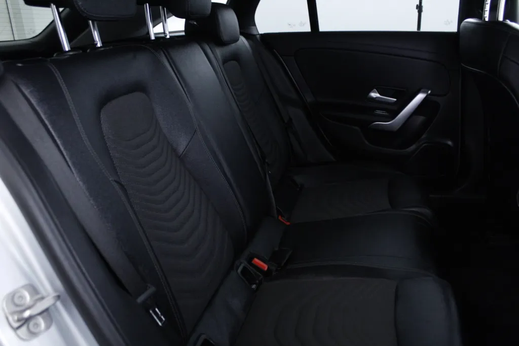 Mercedes-Benz Classe CLA - 180