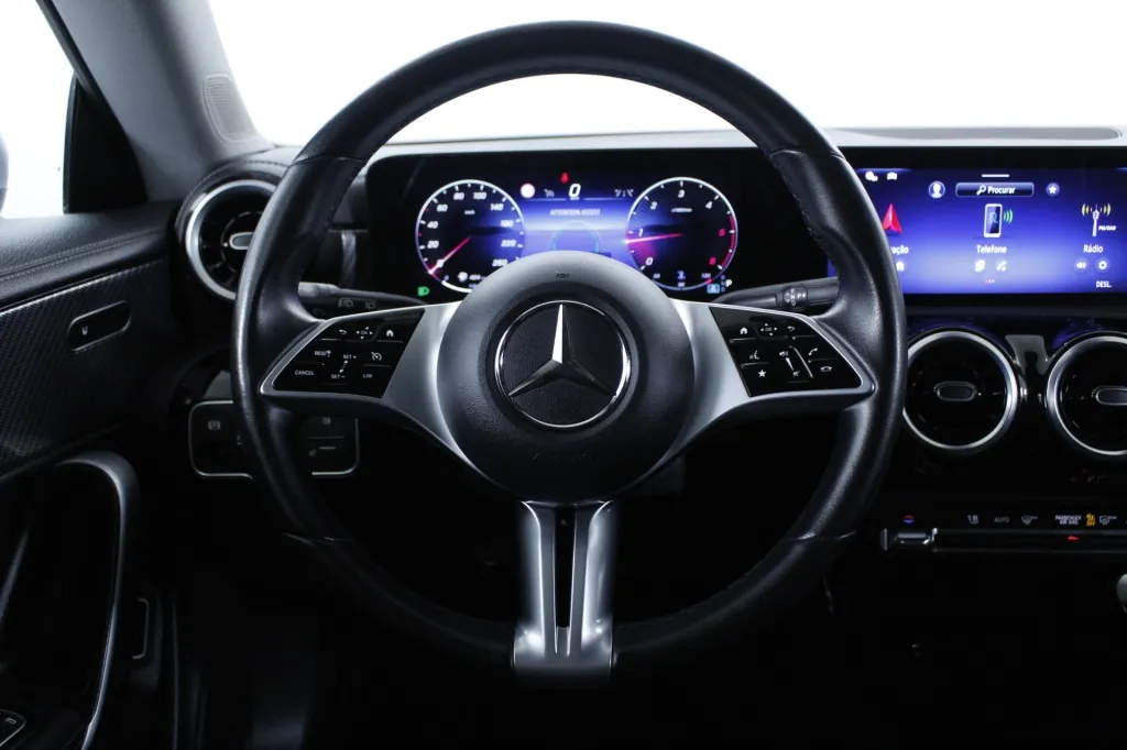 Mercedes-Benz Classe CLA - 180