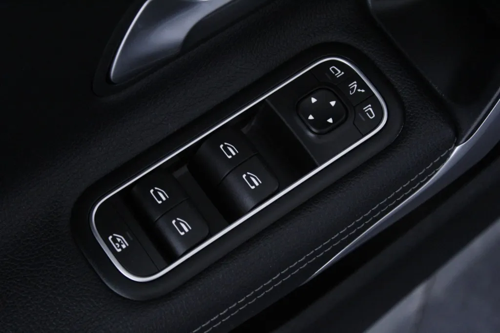 Mercedes-Benz Classe CLA - 180