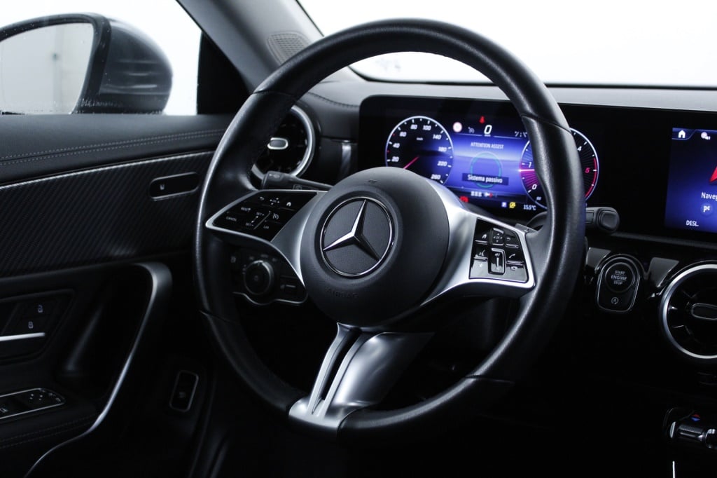 Mercedes-Benz Classe CLA - 180