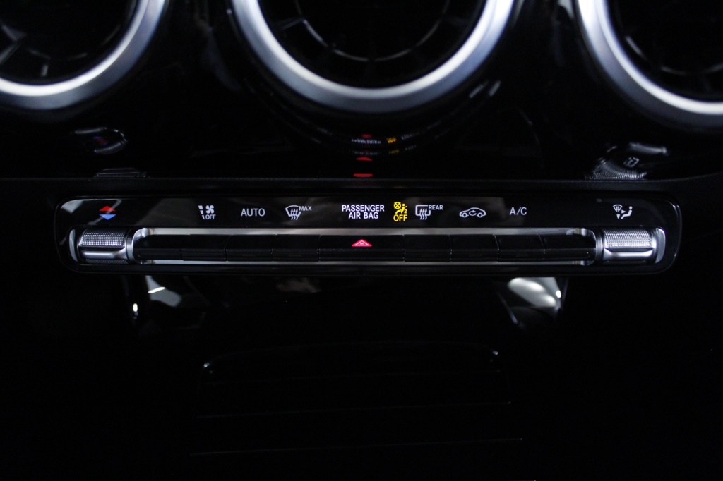 Mercedes-Benz Classe CLA - 180