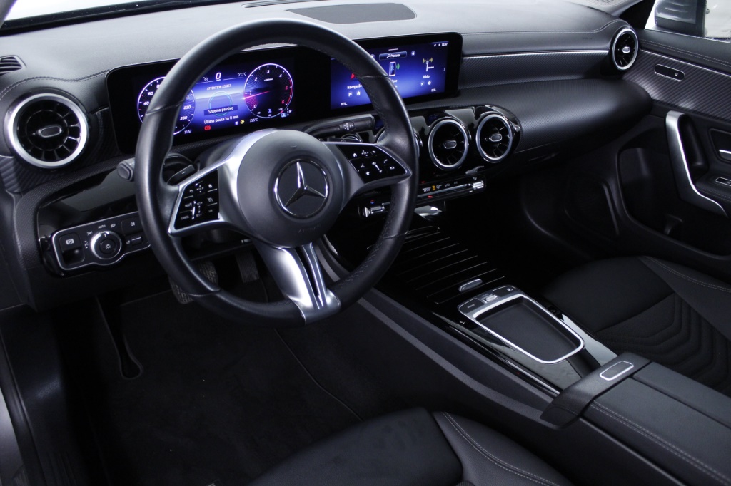 Mercedes-Benz Classe CLA - 180