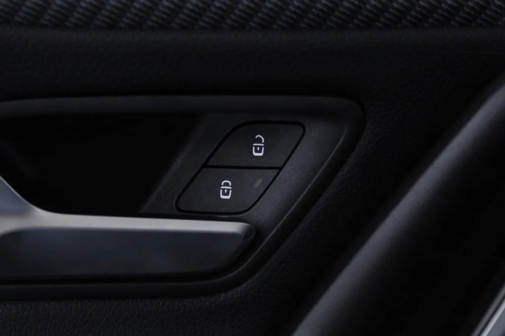 Mercedes-Benz Classe CLA - 180