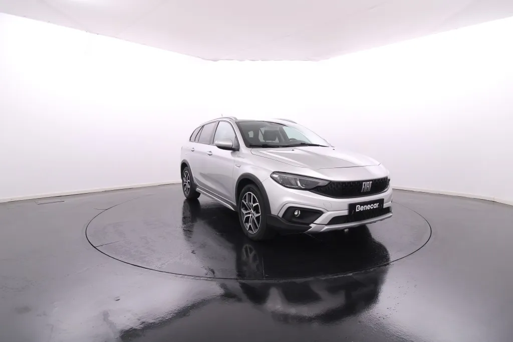 Fiat Tipo Station Wagon Cross
