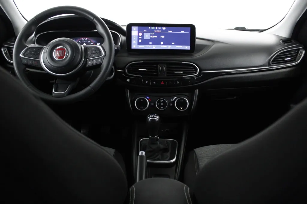 Fiat Tipo Station Wagon Cross