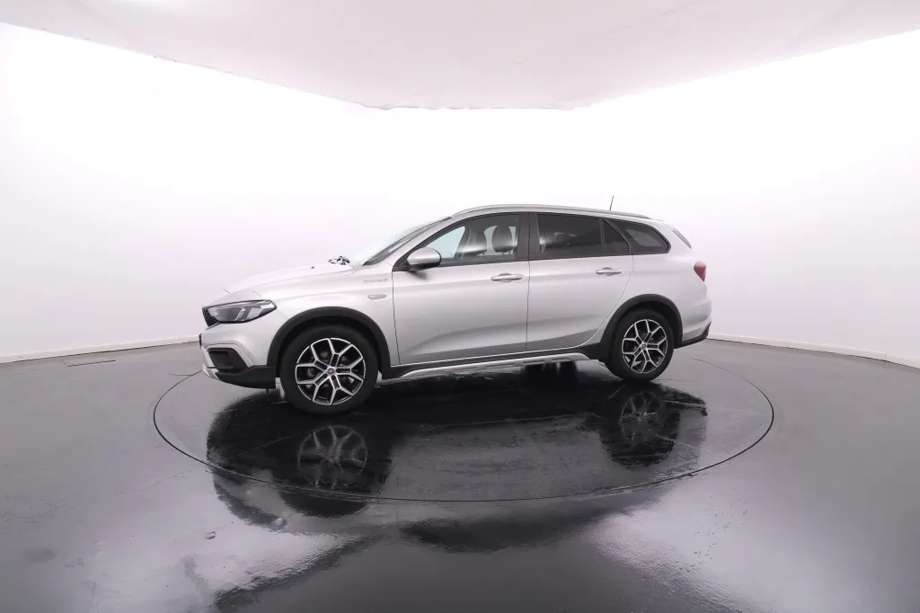 Fiat Tipo Station Wagon Cross