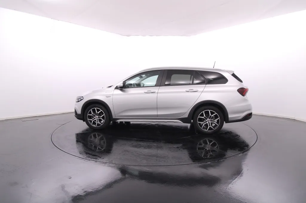 Fiat Tipo Station Wagon Cross