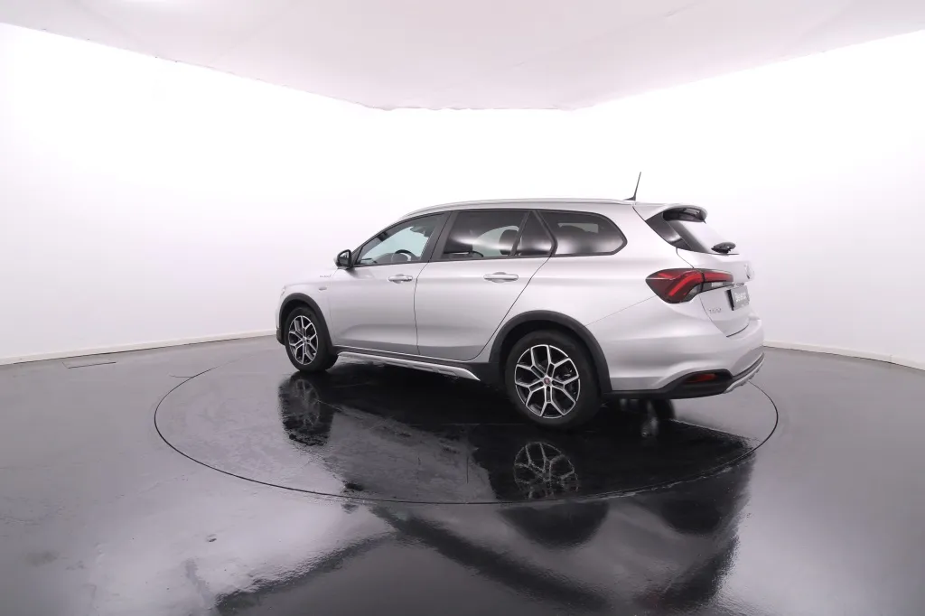 Fiat Tipo Station Wagon Cross