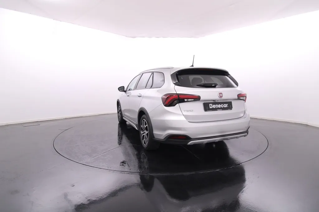 Fiat Tipo Station Wagon Cross