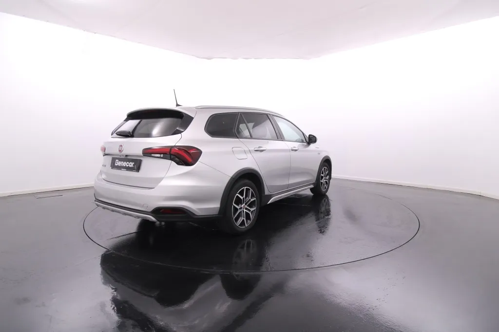 Fiat Tipo Station Wagon Cross