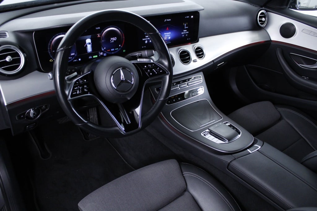 Mercedes-Benz Classe E - 220