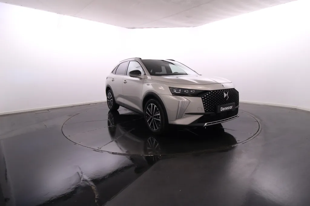 DS DS7