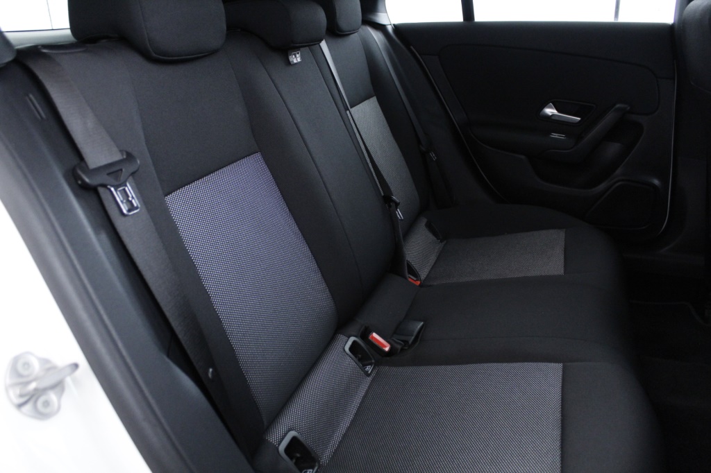 Mercedes-Benz Classe CLA - 180